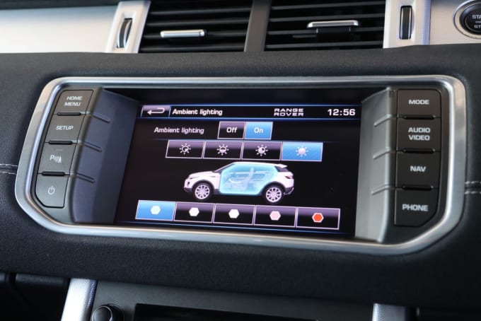 2025 Land Rover Range Rover Evoque