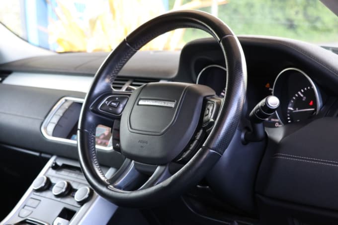 2025 Land Rover Range Rover Evoque