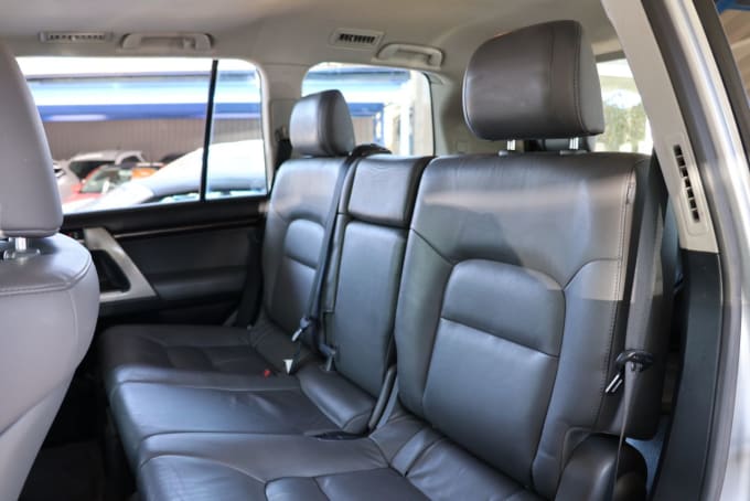 2025 Toyota Land Cruiser