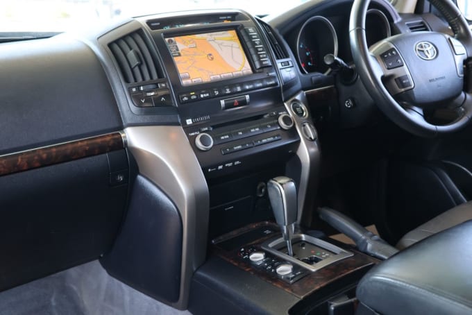 2025 Toyota Land Cruiser
