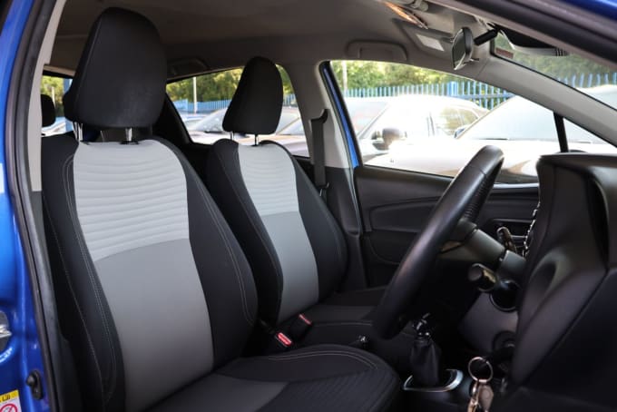 2025 Toyota Yaris