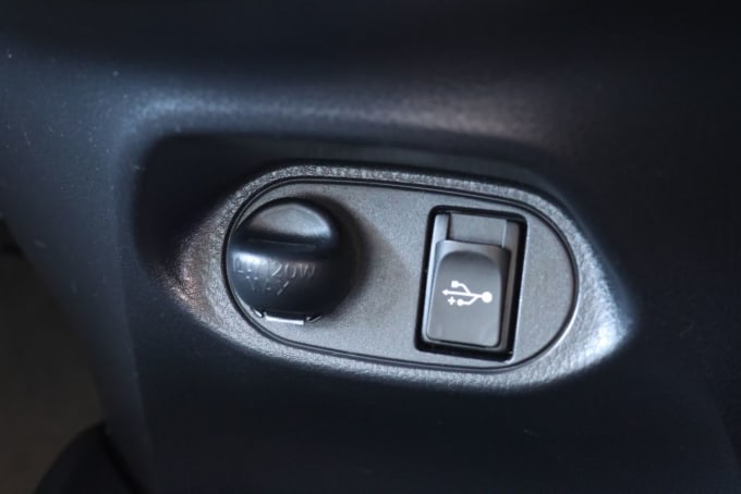 2025 Toyota Yaris