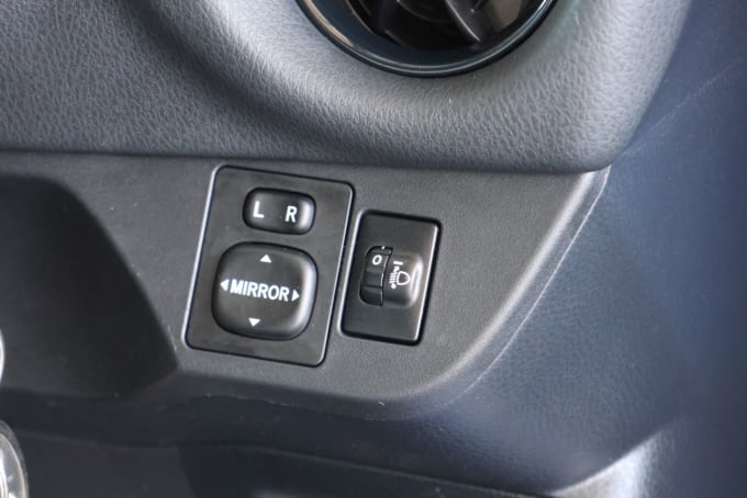 2025 Toyota Yaris