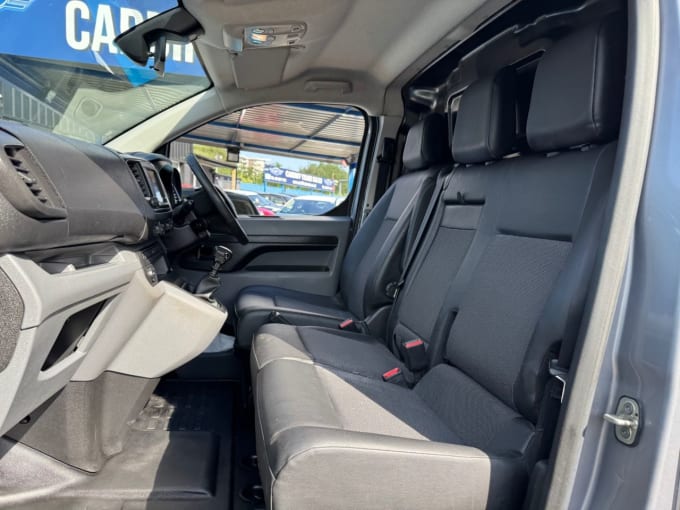 2025 Vauxhall Vivaro