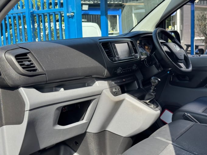 2025 Vauxhall Vivaro