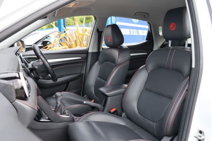 2025 Mg Mg Zs
