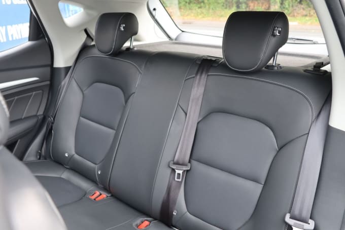 2025 Mg Mg Zs