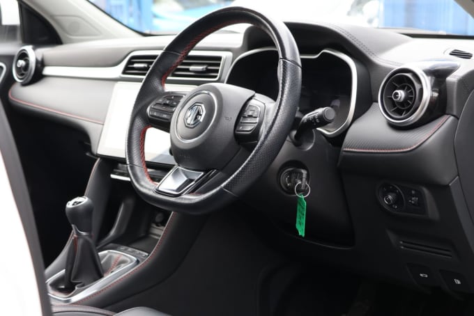 2025 Mg Mg Zs