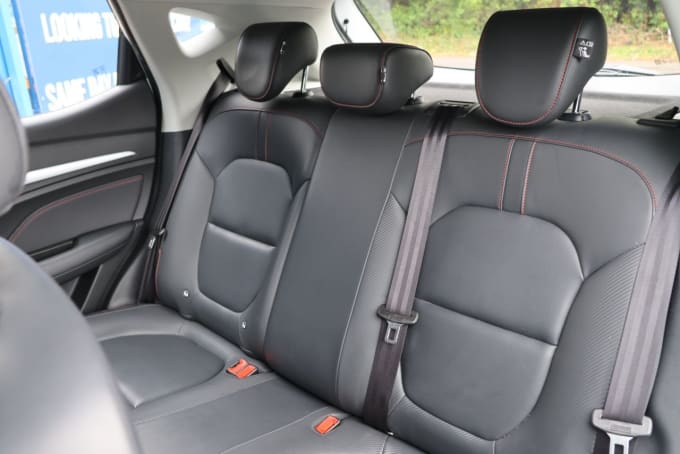 2025 Mg Mg Zs