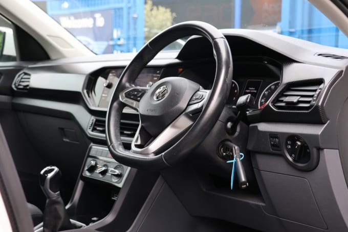 2025 Volkswagen T-cross