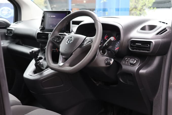 2025 Vauxhall Combo