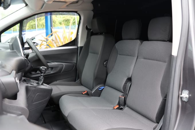 2025 Vauxhall Combo