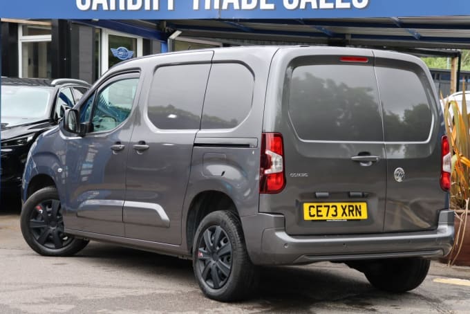 2025 Vauxhall Combo