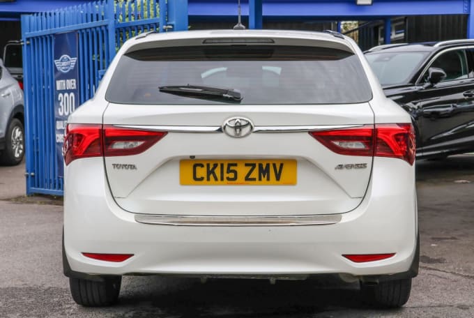 2025 Toyota Avensis