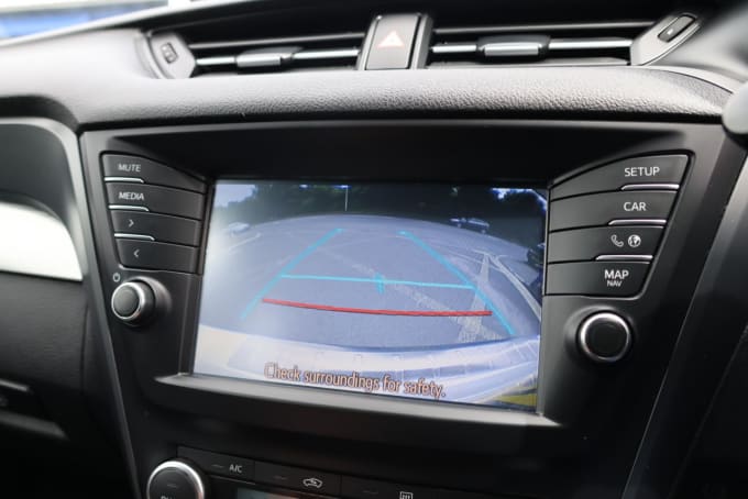 2025 Toyota Avensis