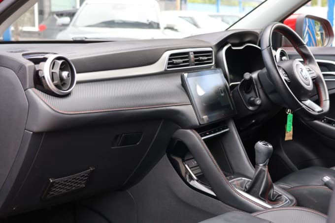 2025 Mg Mg Zs