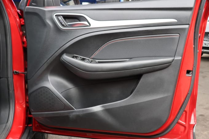 2025 Mg Mg Zs