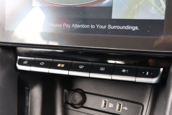 2025 Mg Mg Zs