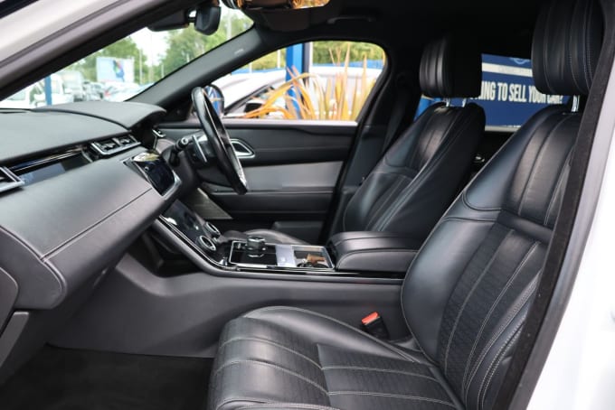 2025 Land Rover Range Rover Velar