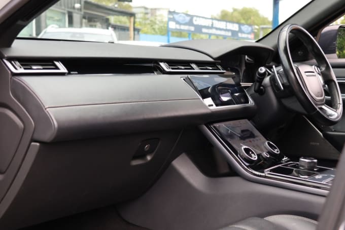 2025 Land Rover Range Rover Velar