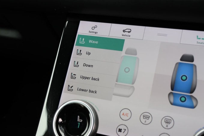 2025 Land Rover Range Rover Velar