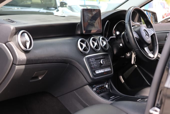 2025 Mercedes-benz A-class