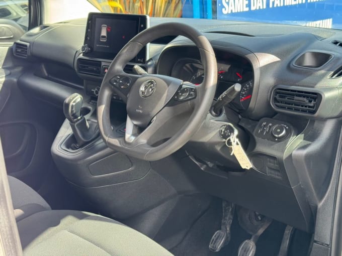 2025 Vauxhall Combo