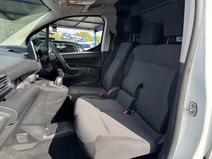 2025 Vauxhall Combo