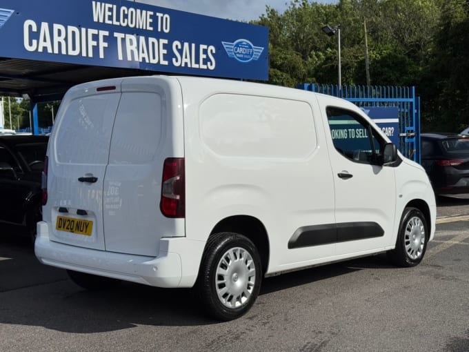 2025 Vauxhall Combo