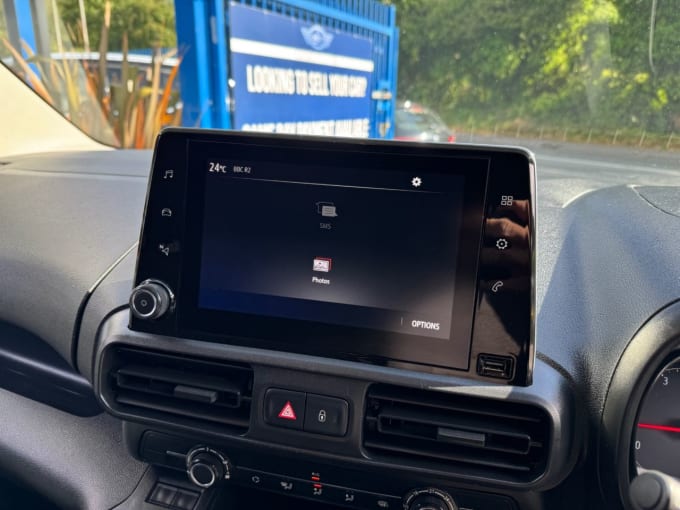 2025 Vauxhall Combo
