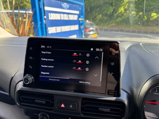 2025 Vauxhall Combo