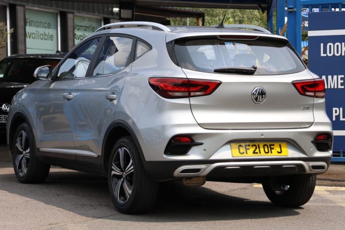 2025 Mg Mg Zs