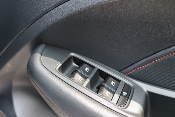 2025 Mg Mg Zs