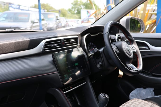 2025 Mg Mg Zs