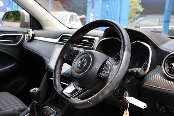 2025 Mg Mg Zs