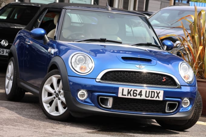 2025 Mini Convertible