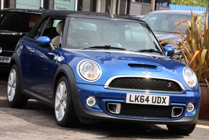 2025 Mini Convertible