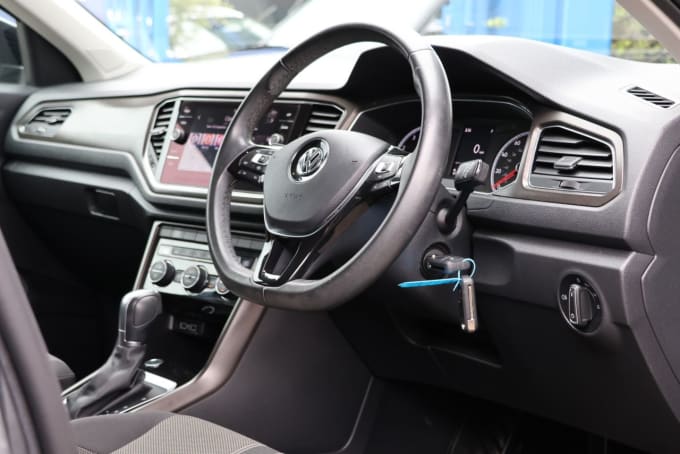 2025 Volkswagen T-roc