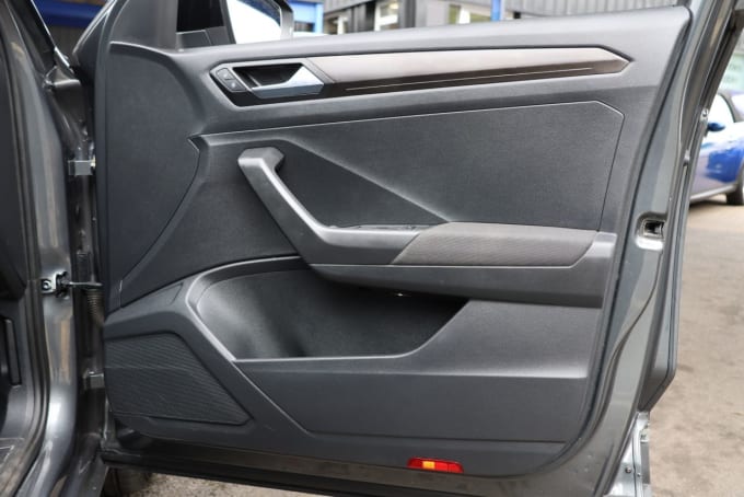 2025 Volkswagen T-roc