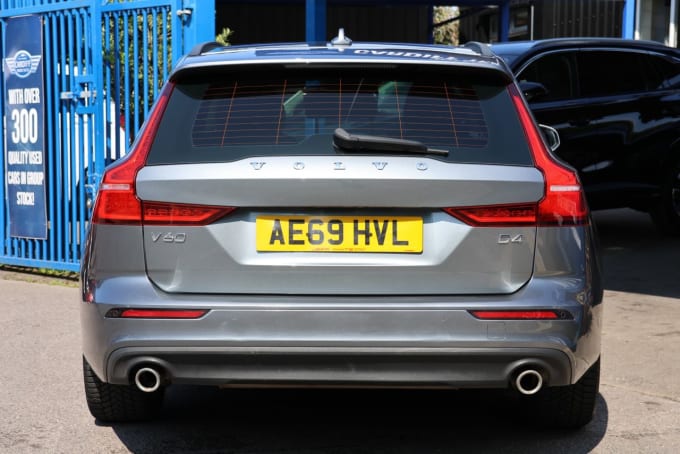 2025 Volvo V60
