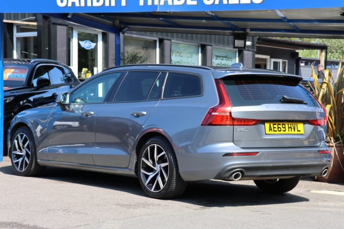 2025 Volvo V60