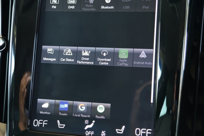 2025 Volvo V60