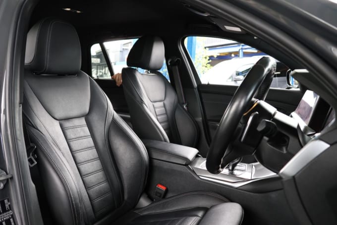 2025 BMW 3 Series