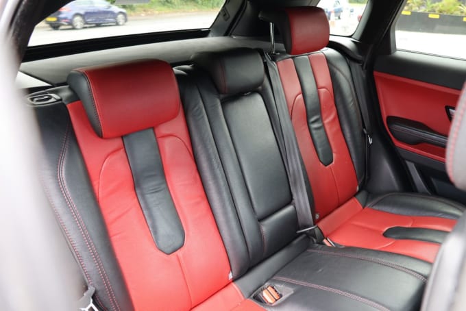 2025 Land Rover Range Rover Evoque