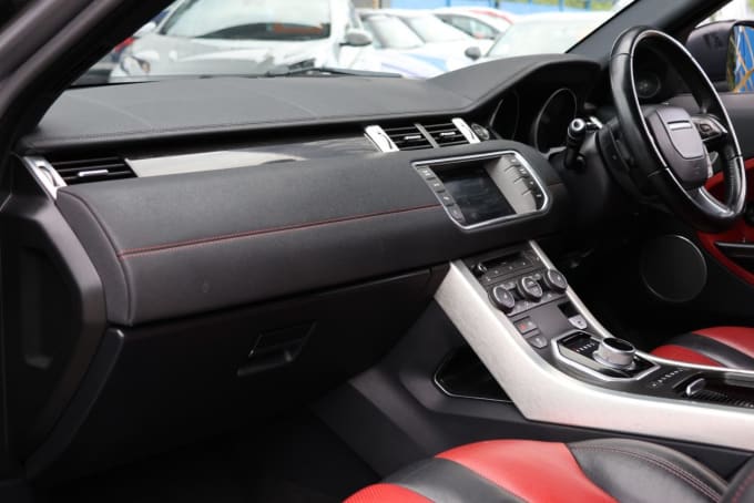 2025 Land Rover Range Rover Evoque