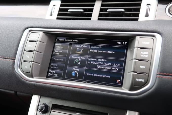2025 Land Rover Range Rover Evoque