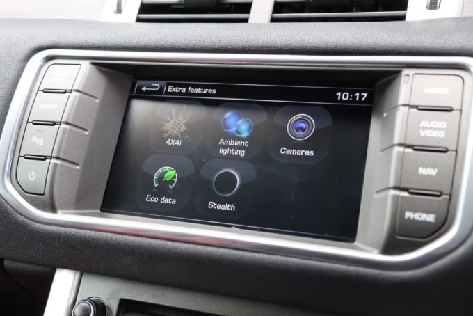 2025 Land Rover Range Rover Evoque