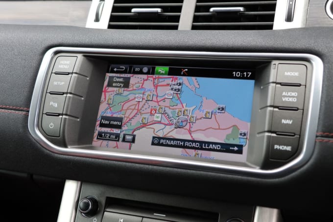 2025 Land Rover Range Rover Evoque