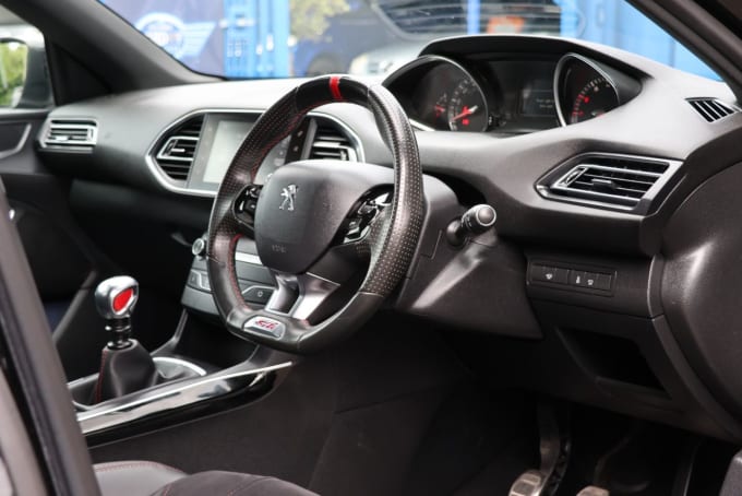 2025 Peugeot 308