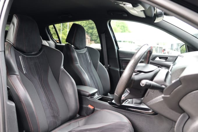 2025 Peugeot 308
